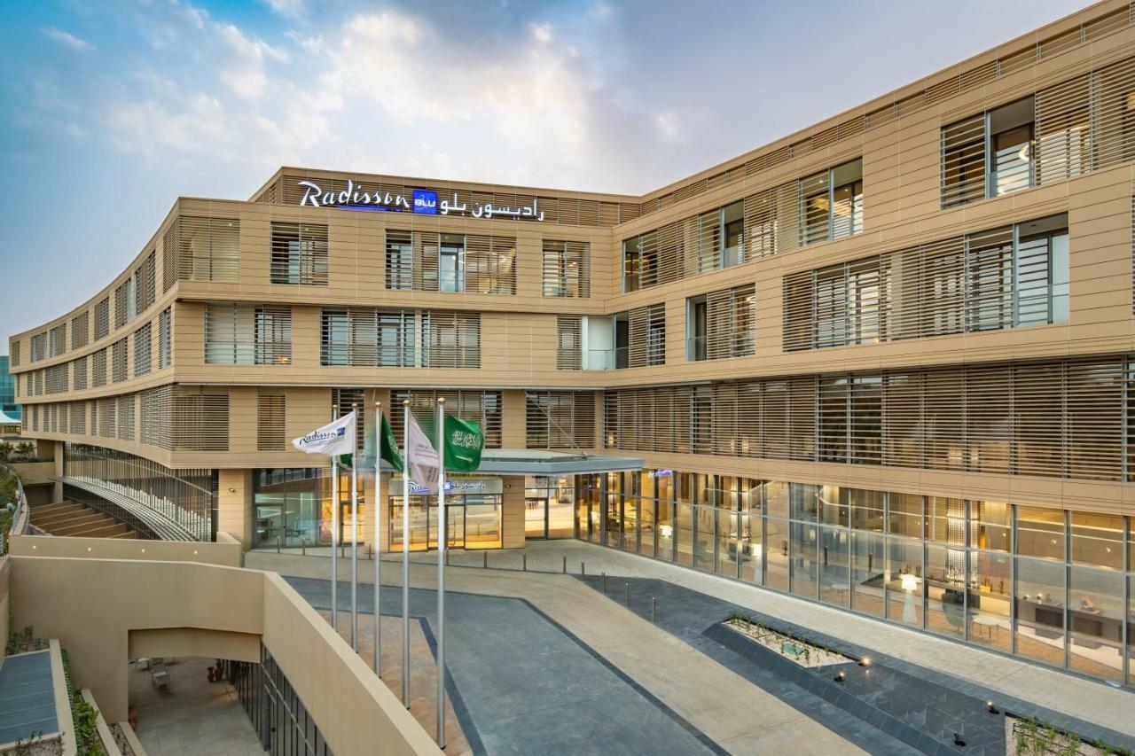 Radisson Blu Hotel & Residence, Riyadh Diplomatic Quarter Riade Exterior foto