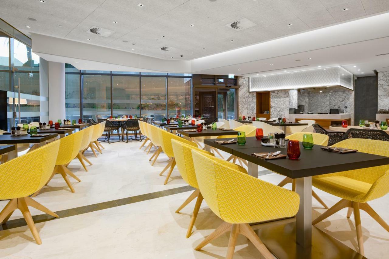 Radisson Blu Hotel & Residence, Riyadh Diplomatic Quarter Riade Exterior foto